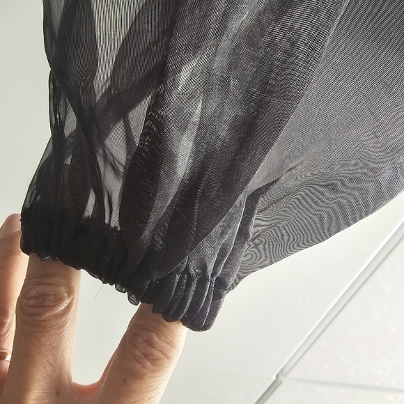 Zara Puff Sleeve Black Top. Blogger's favorite - Picture 9 of 10